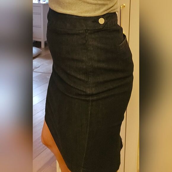 Tommy Hilfiger Jean Skirt - Picture 8 of 9